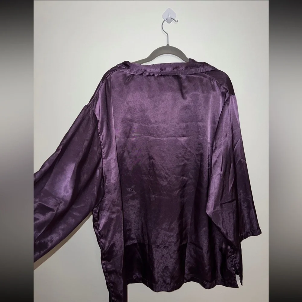 Moments Blouse - Picture 4 of 4